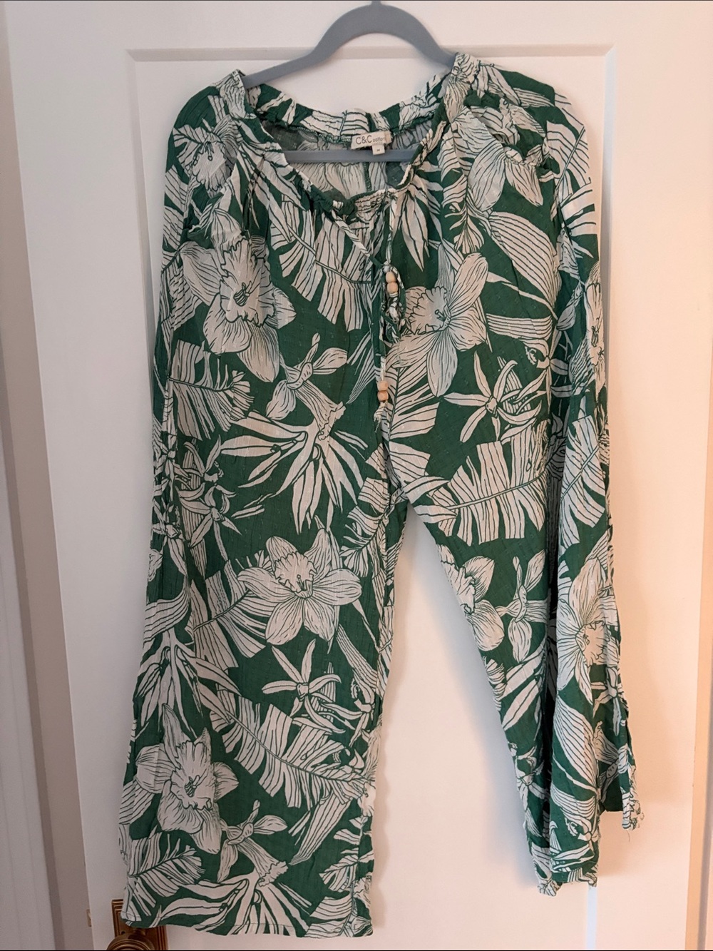 C&C California Green and White Floral Wide-Leg pants